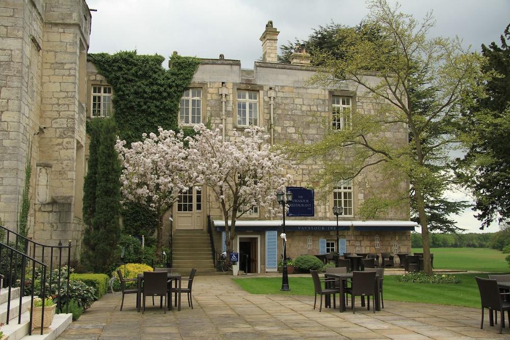Hazlewood Castle & Spa แท็ดคาสเตอร์ ภายนอก รูปภาพ