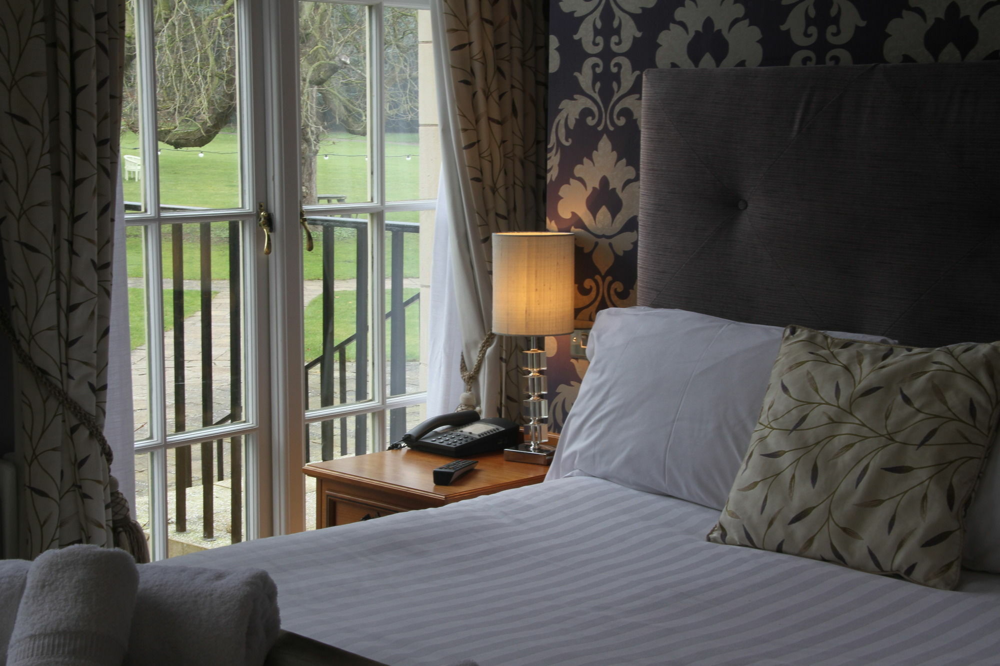 Hazlewood Castle & Spa แท็ดคาสเตอร์ ภายนอก รูปภาพ