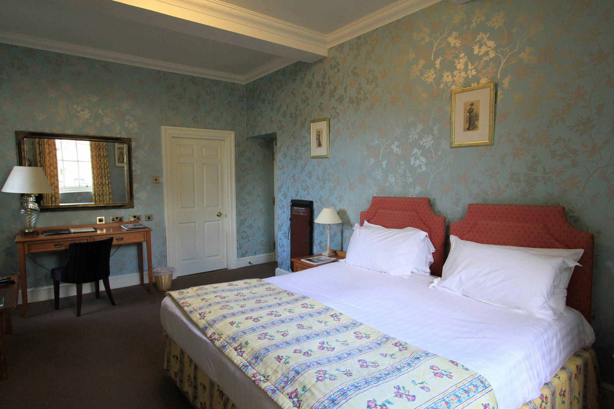 Hazlewood Castle & Spa แท็ดคาสเตอร์ ภายนอก รูปภาพ