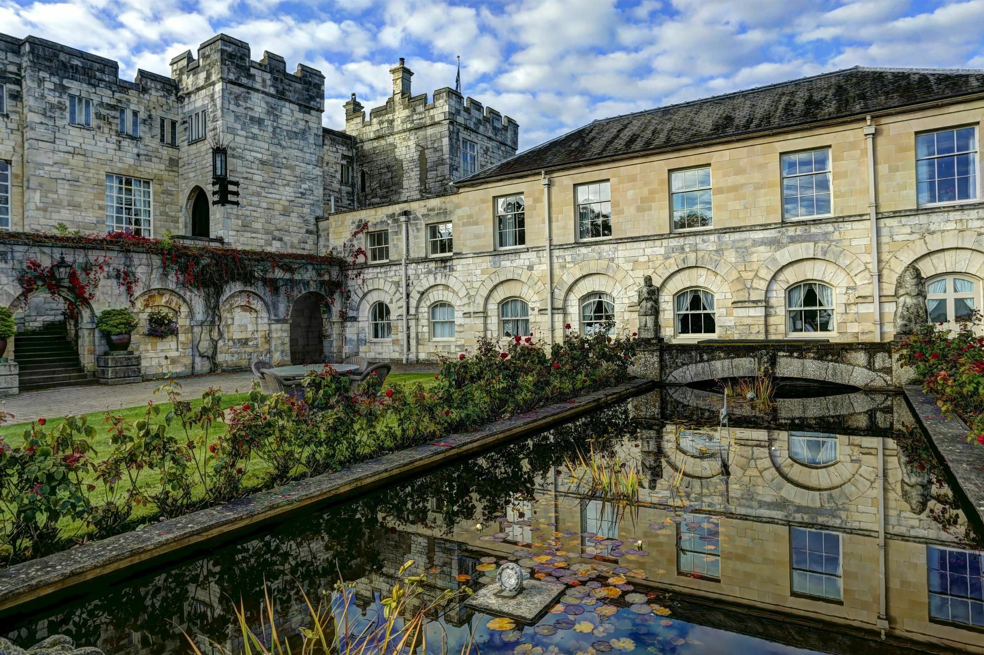 Hazlewood Castle & Spa แท็ดคาสเตอร์ ภายนอก รูปภาพ